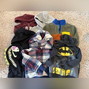BUNDLE GAP/Old Navy/Batman Hoodies